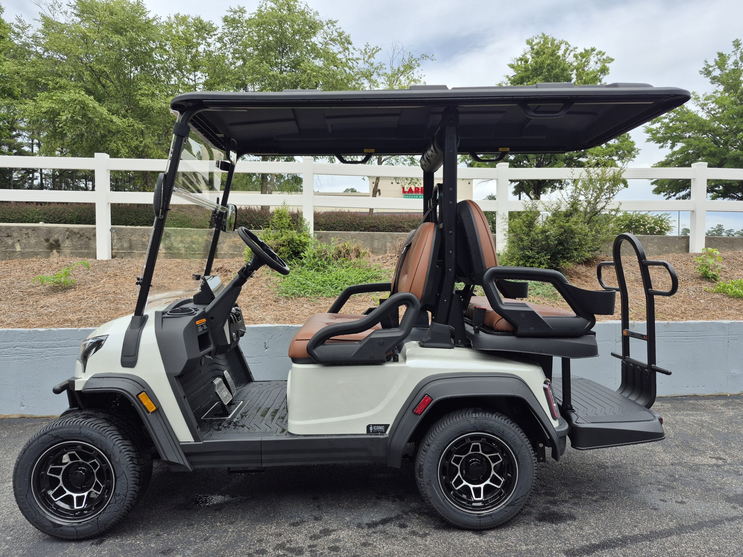 
								2026 ICON EV i40X full									
