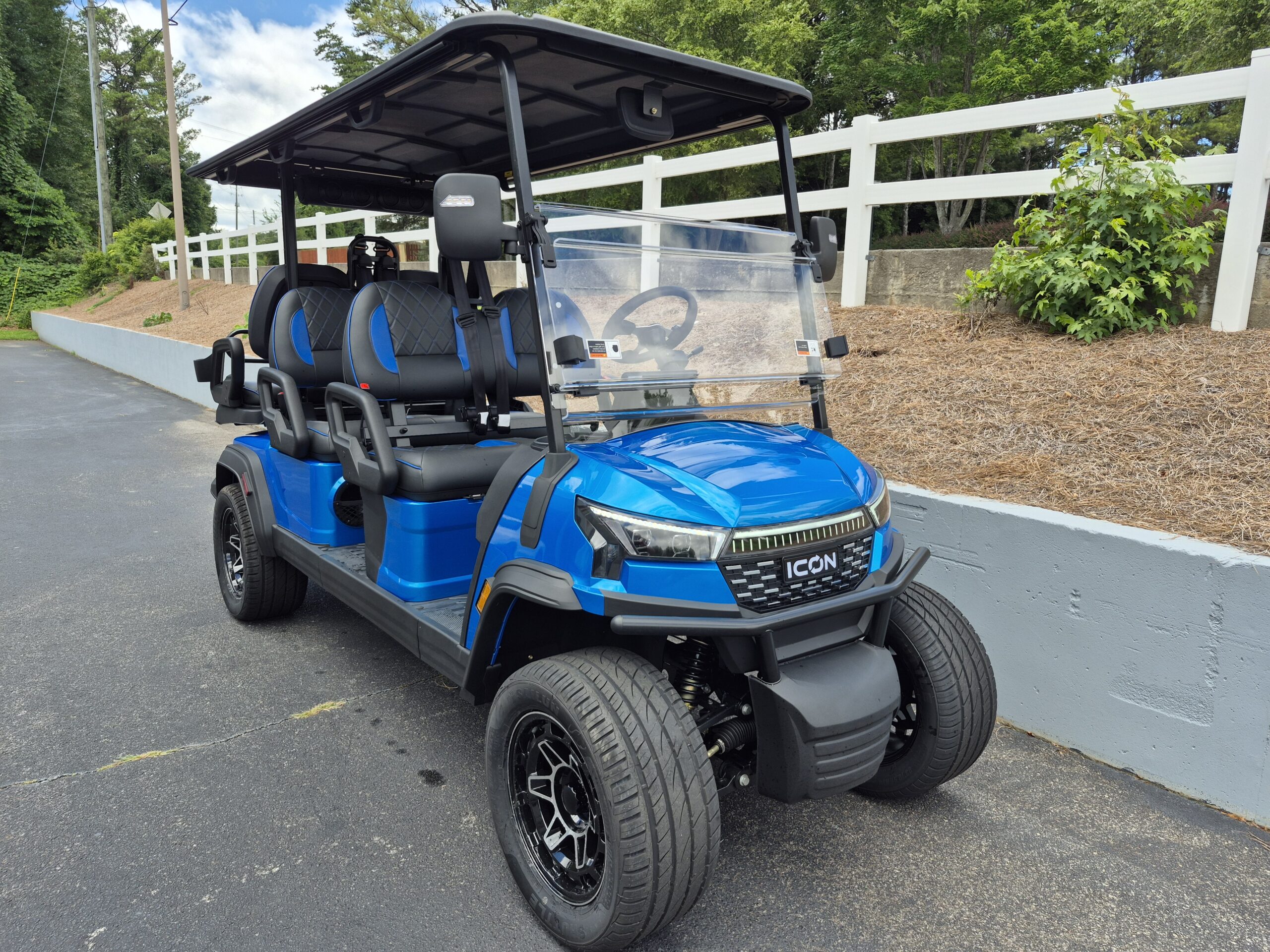 2026 ICON EV i60LX