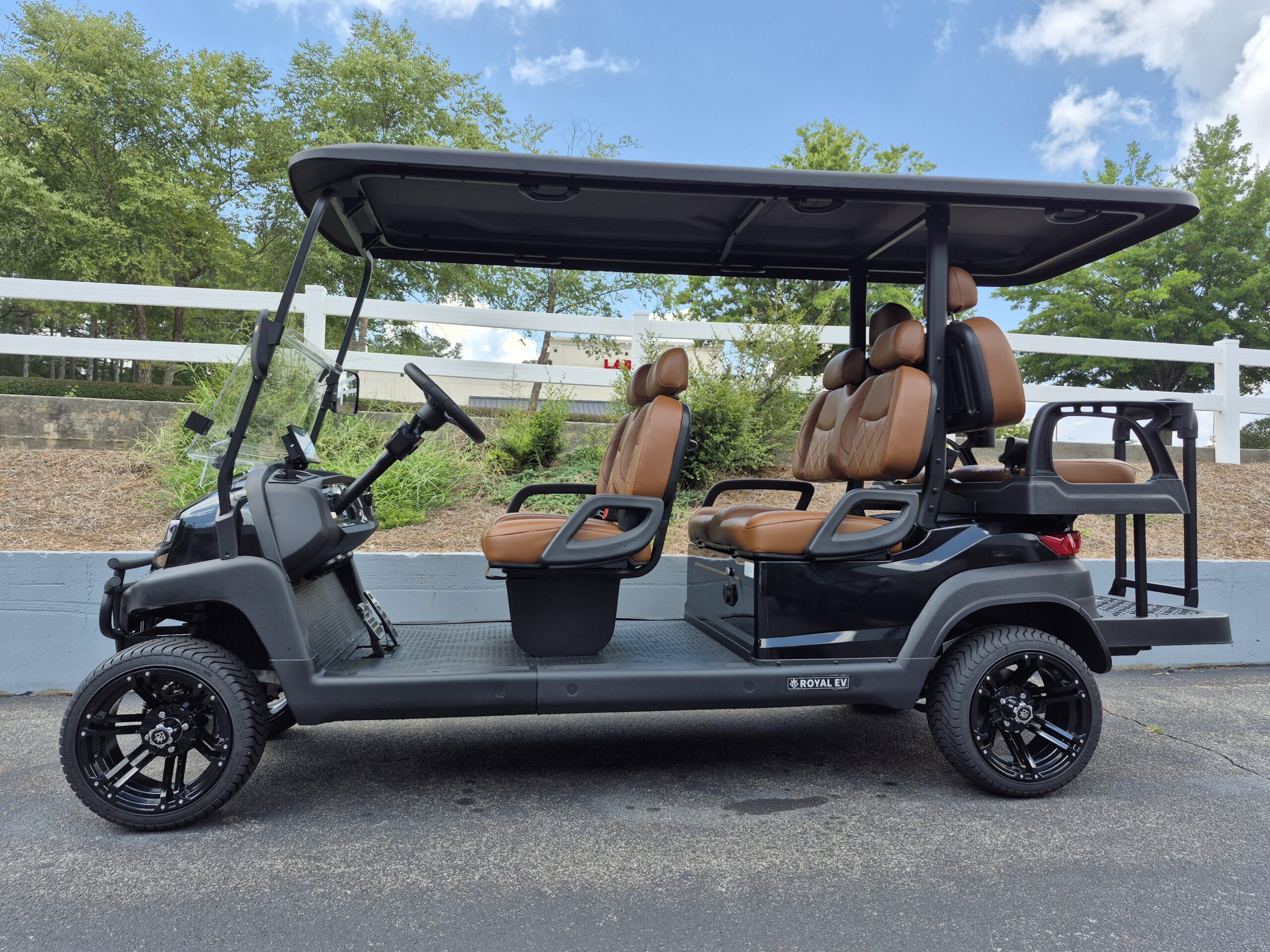 
								2026 Royal EV Crown 6L full									