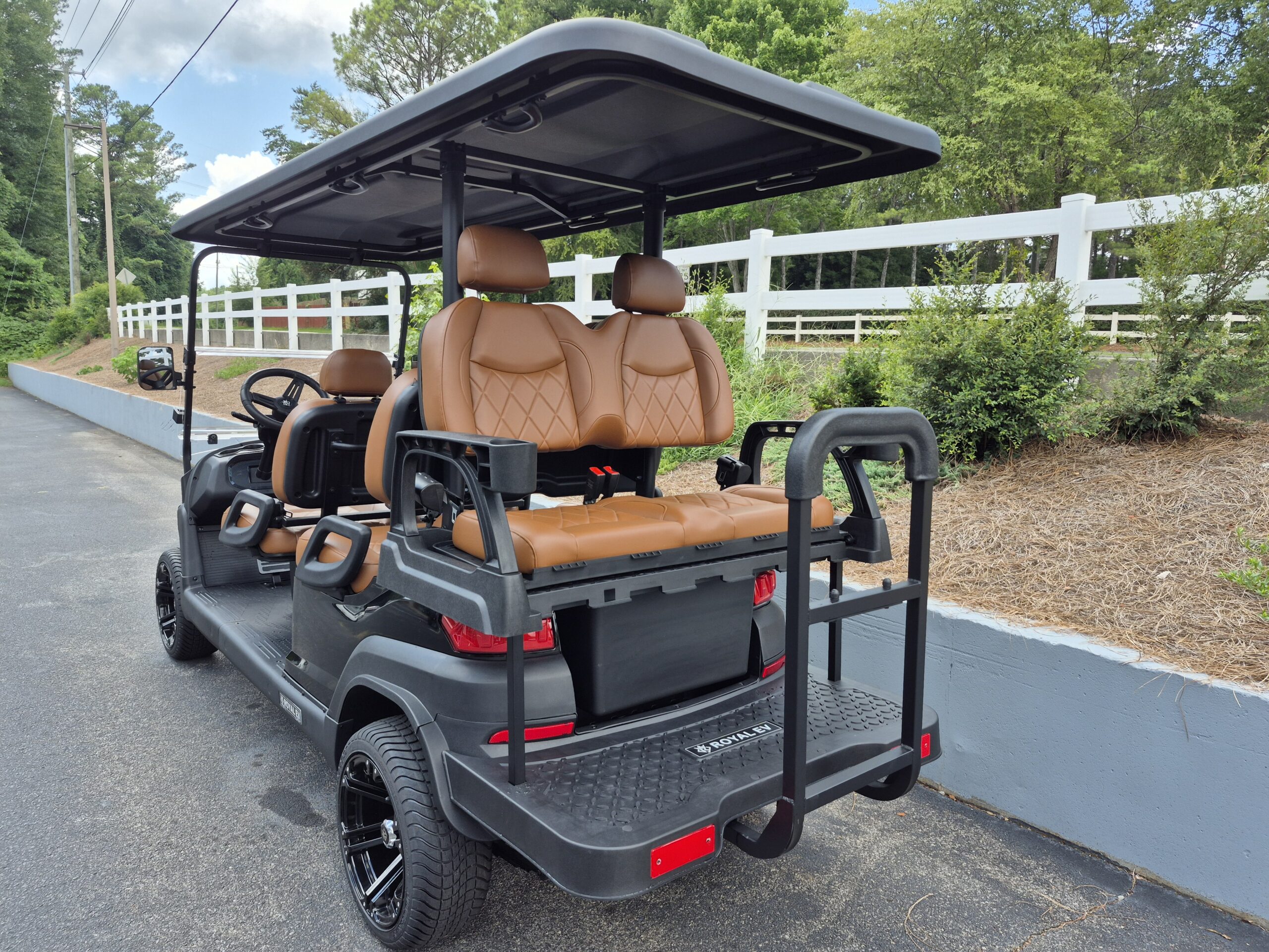 
								2026 Royal EV Crown 6L full									