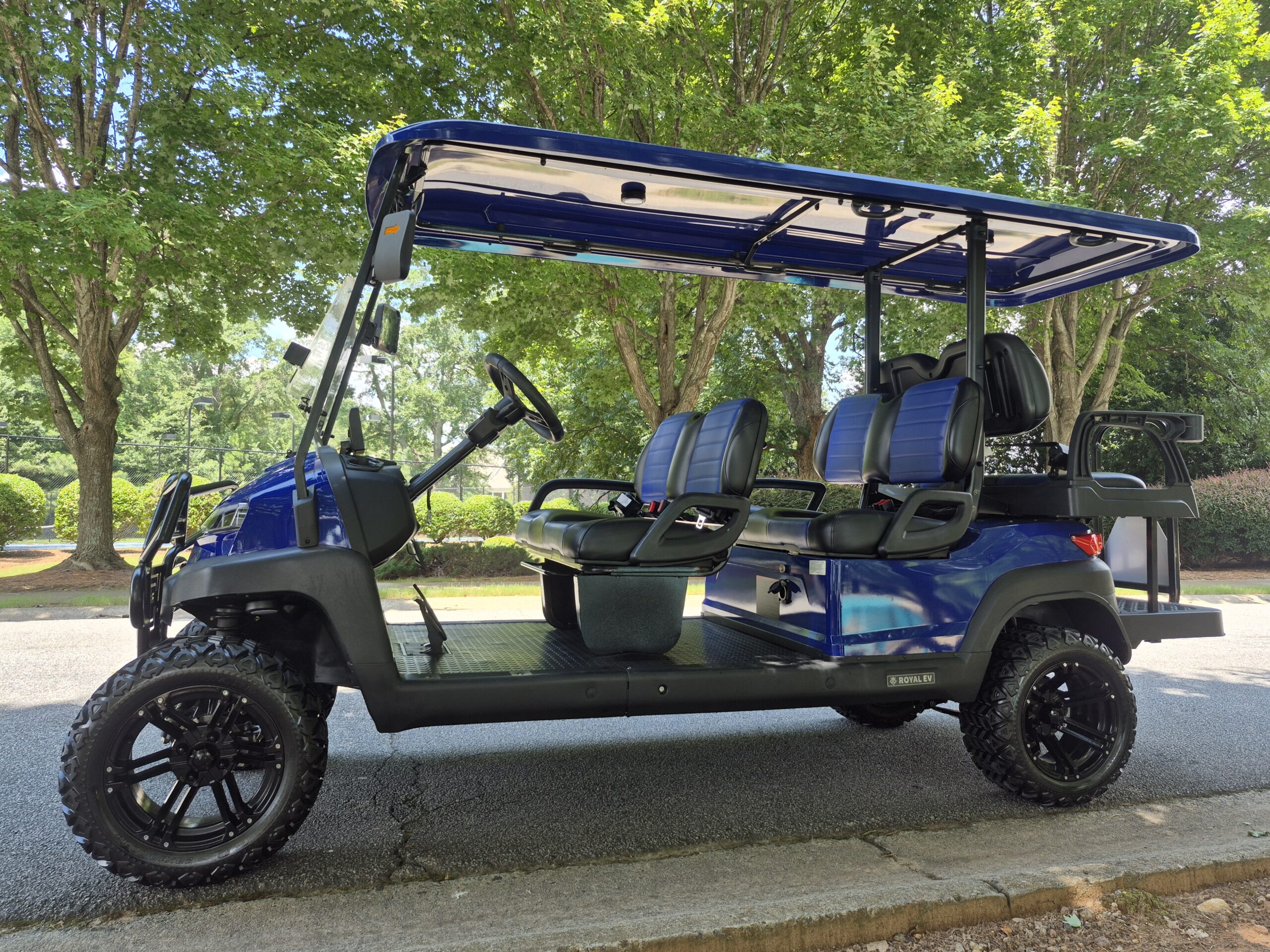 
								2022 Royal EV Crown 6L full									