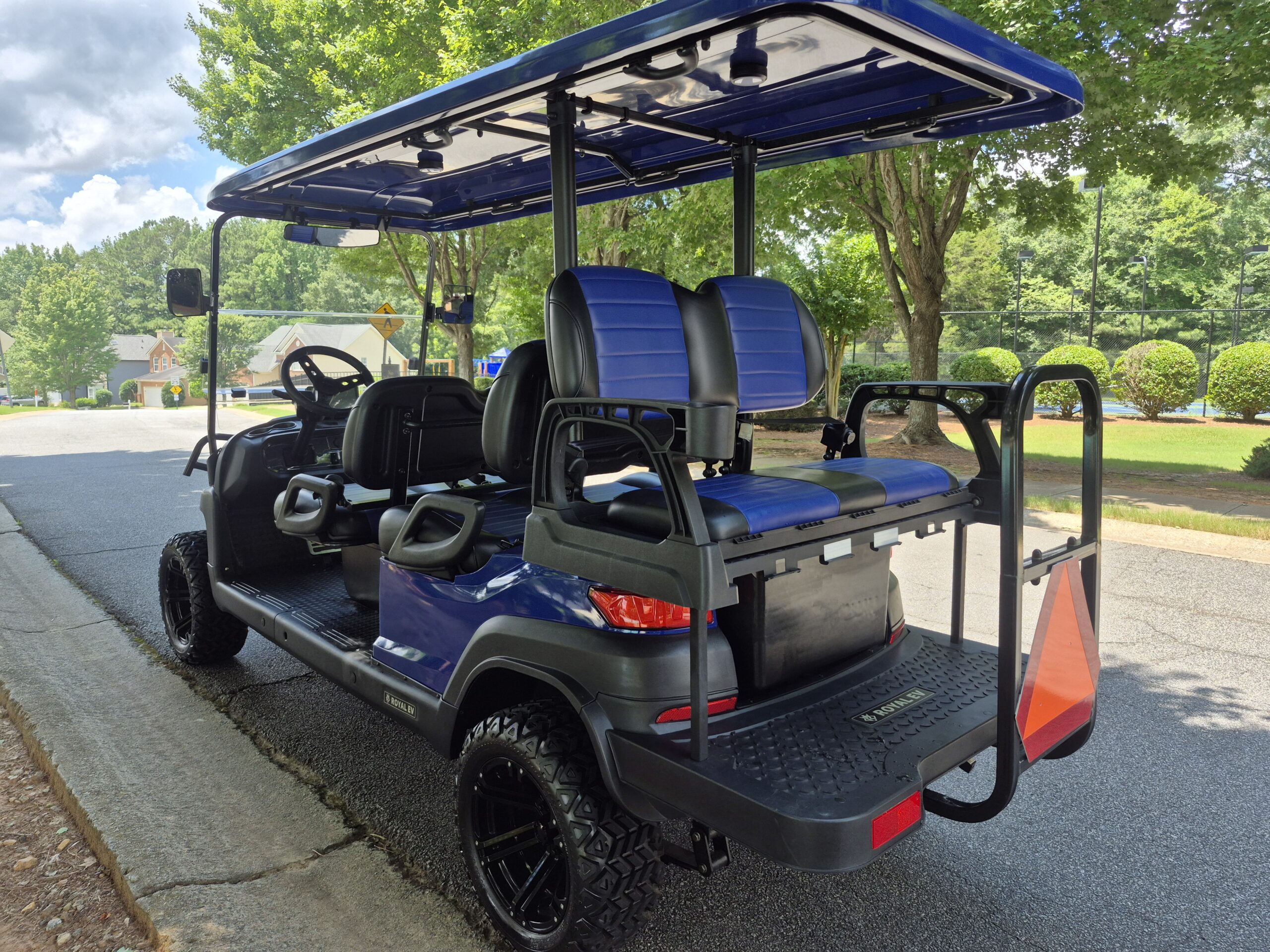 
								2022 Royal EV Crown 6L full									