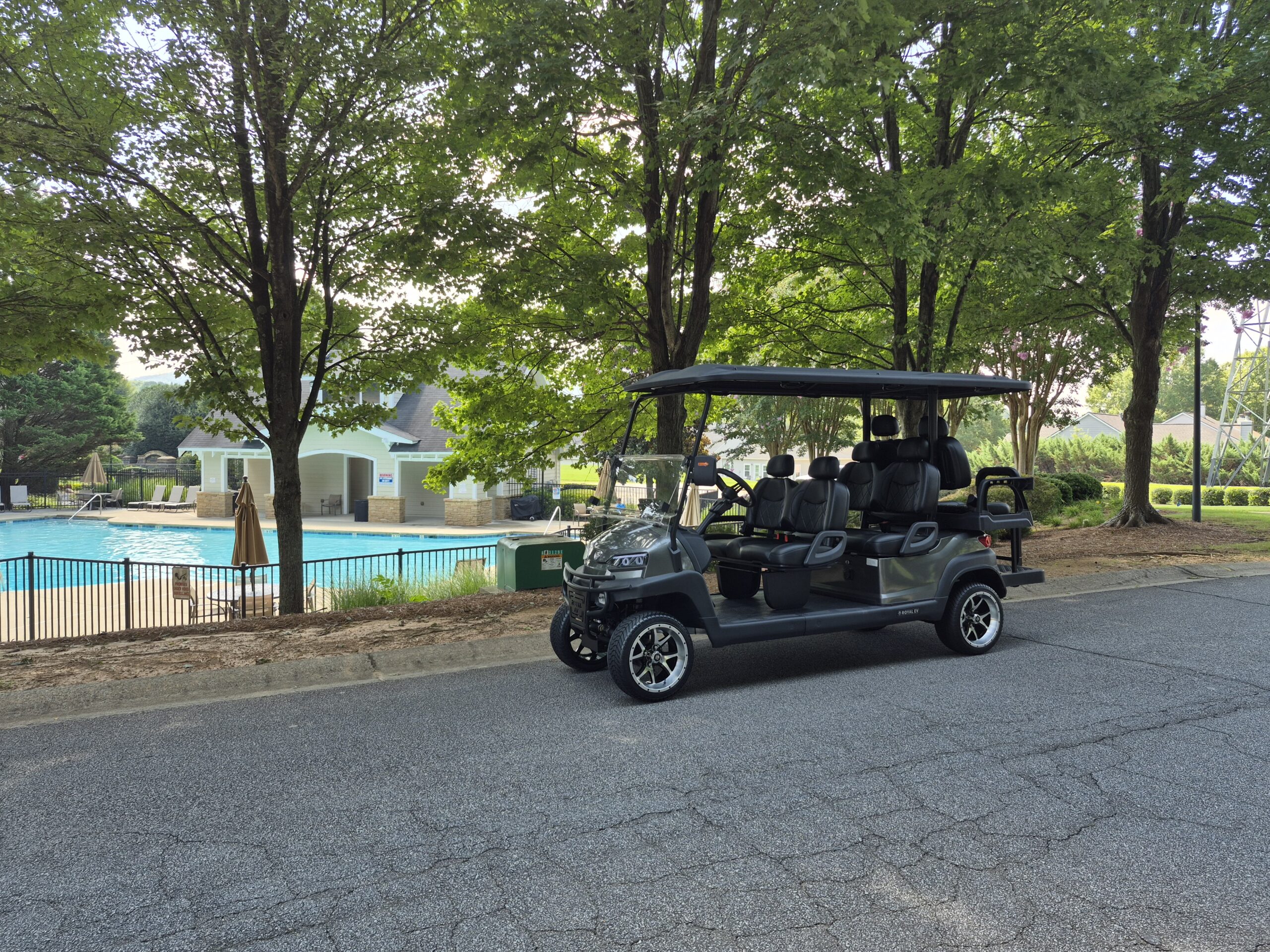 2026 Royal EV Crown 6L