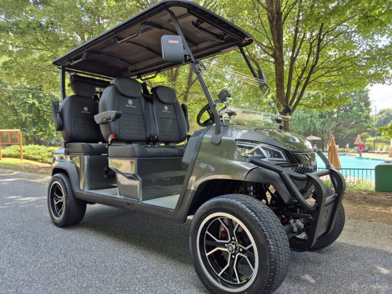 2026 Royal EV Majesty 4 Facing Forward