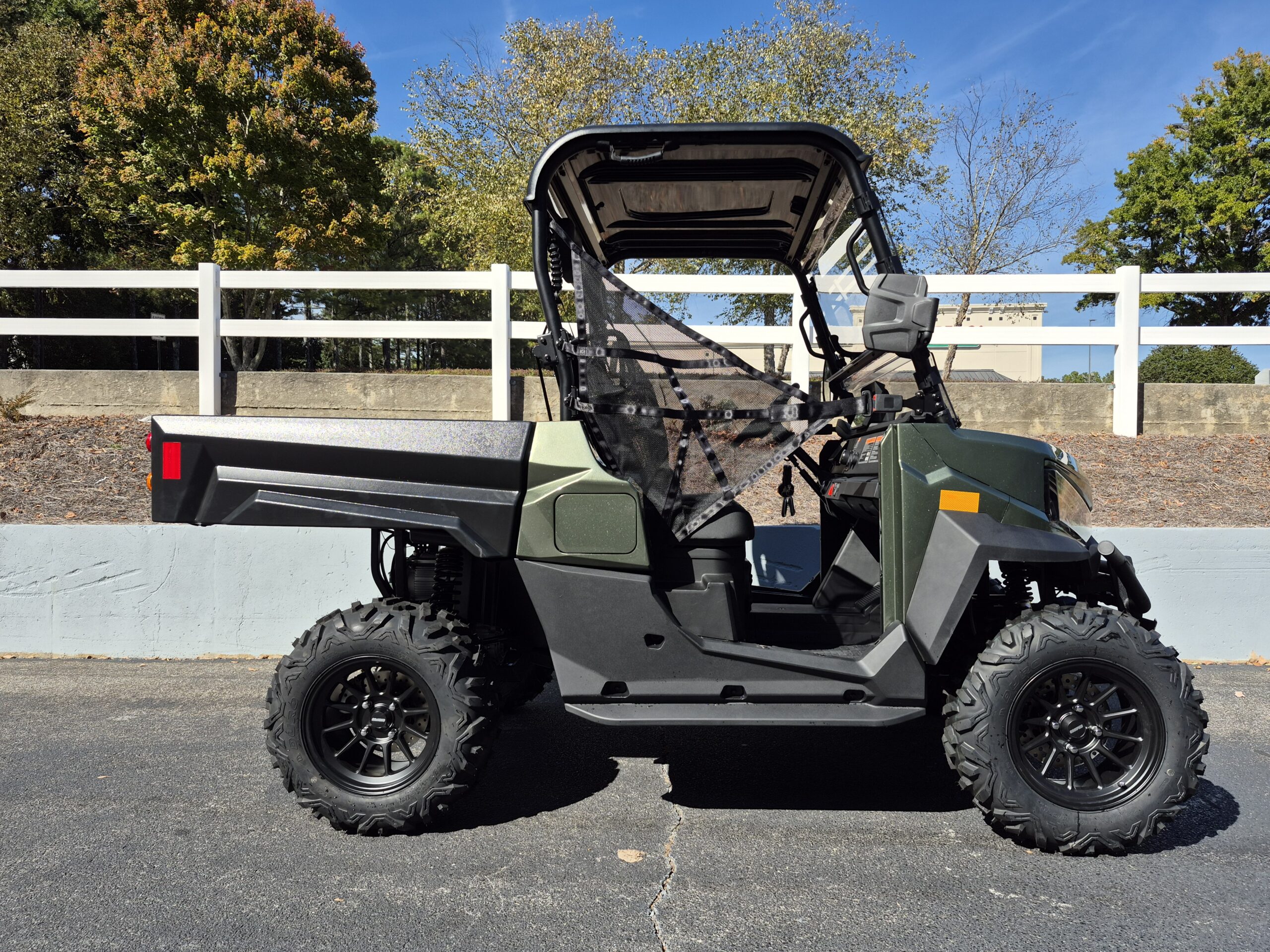 2026 Campus EV E1 Electric UTV